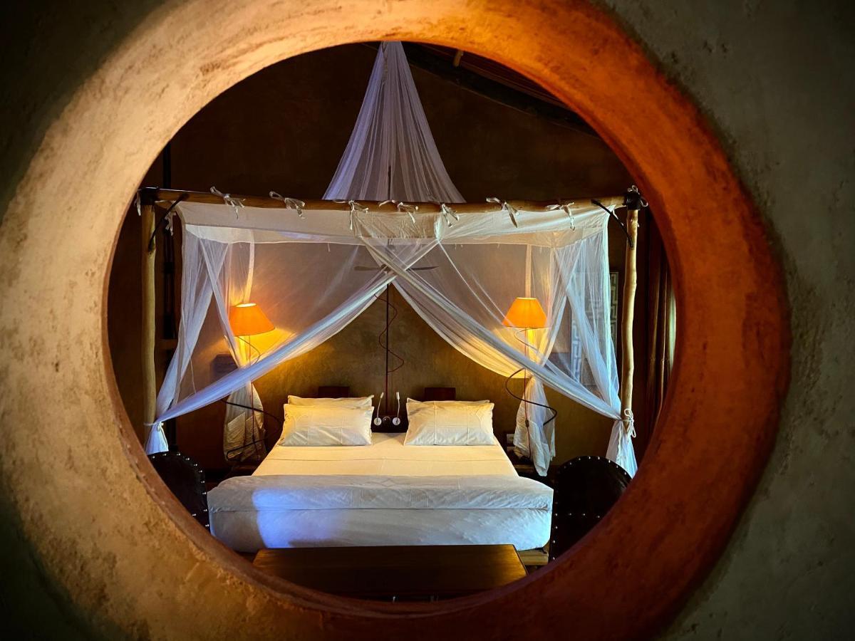 Bakuba Lodge - Le Petit Hotel Du Voyageur Ankilibe エクステリア 写真