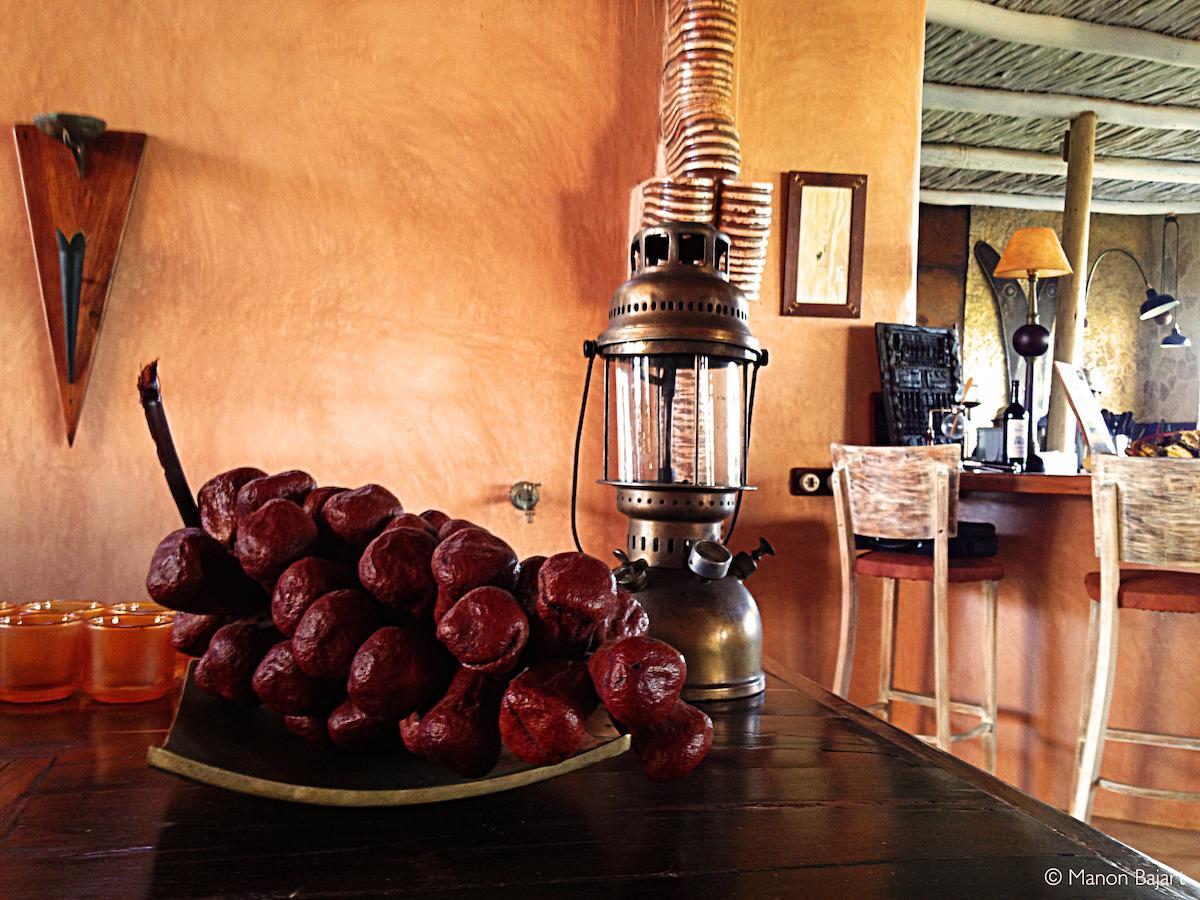 Bakuba Lodge - Le Petit Hotel Du Voyageur Ankilibe エクステリア 写真