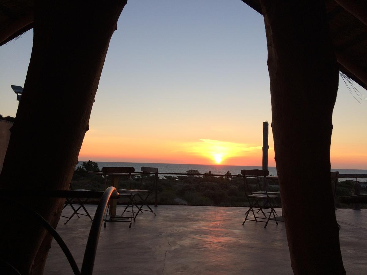 Bakuba Lodge - Le Petit Hotel Du Voyageur Ankilibe エクステリア 写真
