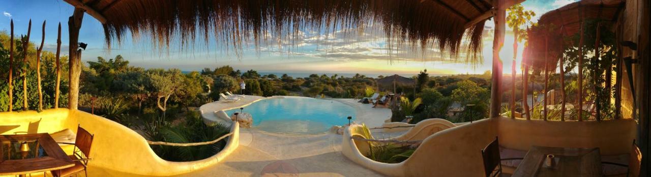 Bakuba Lodge - Le Petit Hotel Du Voyageur Ankilibe エクステリア 写真